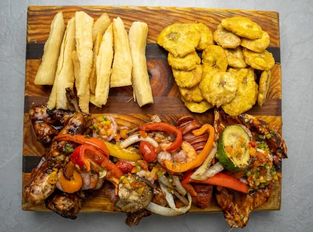স্পেশাল গ্রিলড মিক্সড প্ল্যাটার